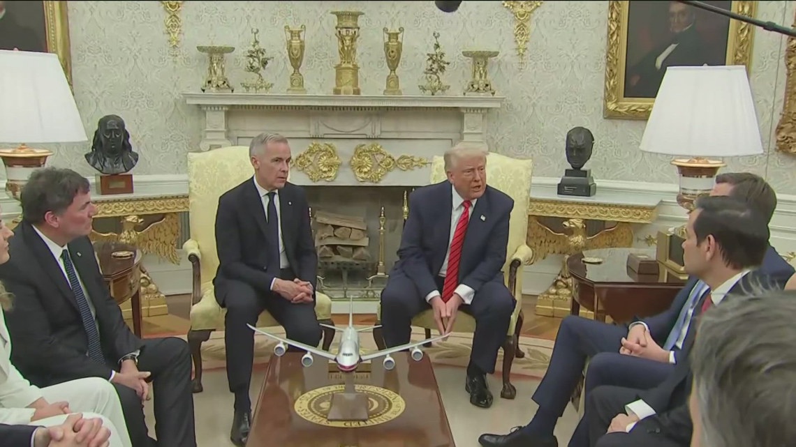 Trump holds meeting with Canadian Prime Minister in White House [Video]