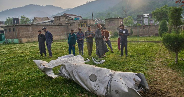 Pakistan calls India strike act of war, says it downed jets – National [Video]