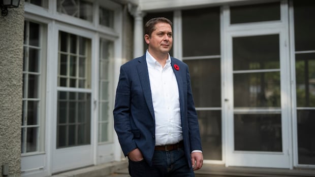 Scheer doesn’t seem keen to move into Stornoway, but says talks are ‘ongoing’ [Video]