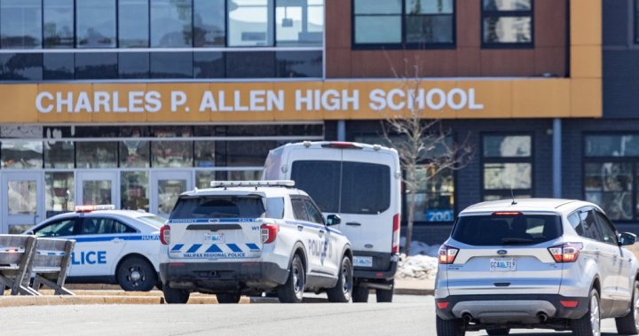 Bedford vice-principal stabbed by student files lawsuit against security guard - Halifax [Video]