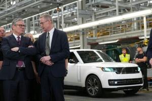 US automakers blast Trumps UK trade deal [Video]