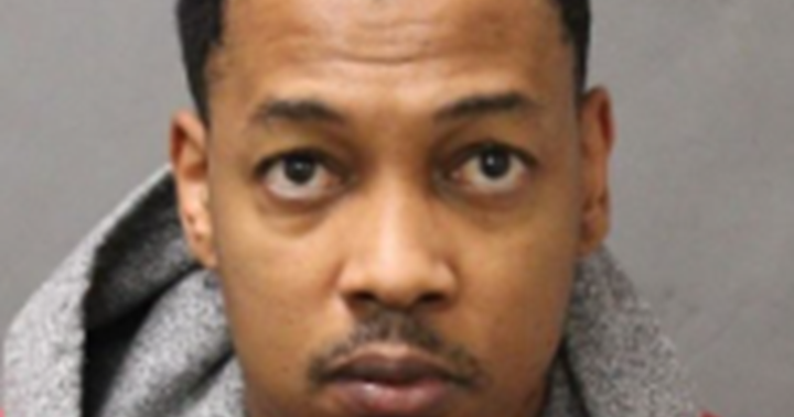 U.S. police arrest Ontario gun trafficker on Canadas most wanted list [Video]