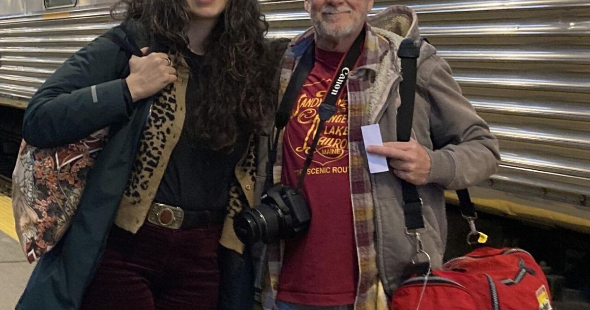 Two strangers met on a train. Then they decided to travel the world together | [Video]