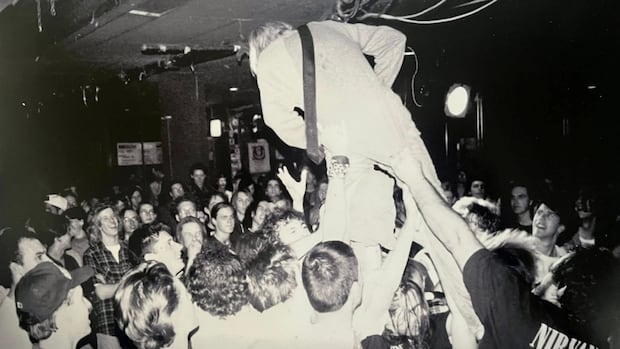 Bootleg tape uncovered from Nirvana’s sole Calgary tour stop in 1991  months before they skyrocketed to fame [Video]