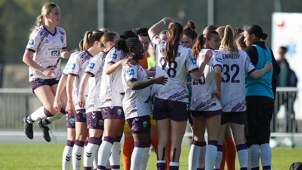 Montreal Roses FC, Halifax Tides FC battle to scoreless draw [Video]
