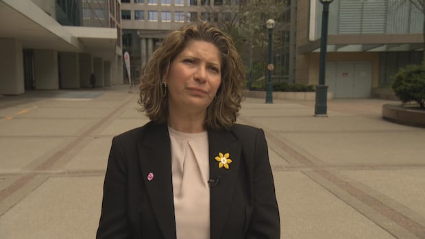 Ontario faces new push to eliminate hospital parking fees, but policy questions remain [Video]