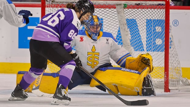 Frost ice Sceptres in high-scoring Game 3, moving a win away from PWHL final [Video]
