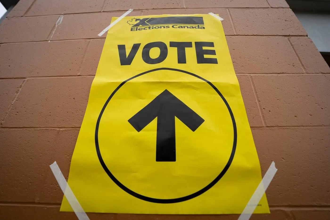 Recount underway in rural Newfoundland riding where Liberal had 12-vote lead [Video]