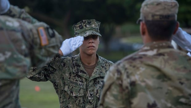‘We deserve a lot better,’ U.S. Navy Lt. says as Trump ramps up transgender military purge [Video]