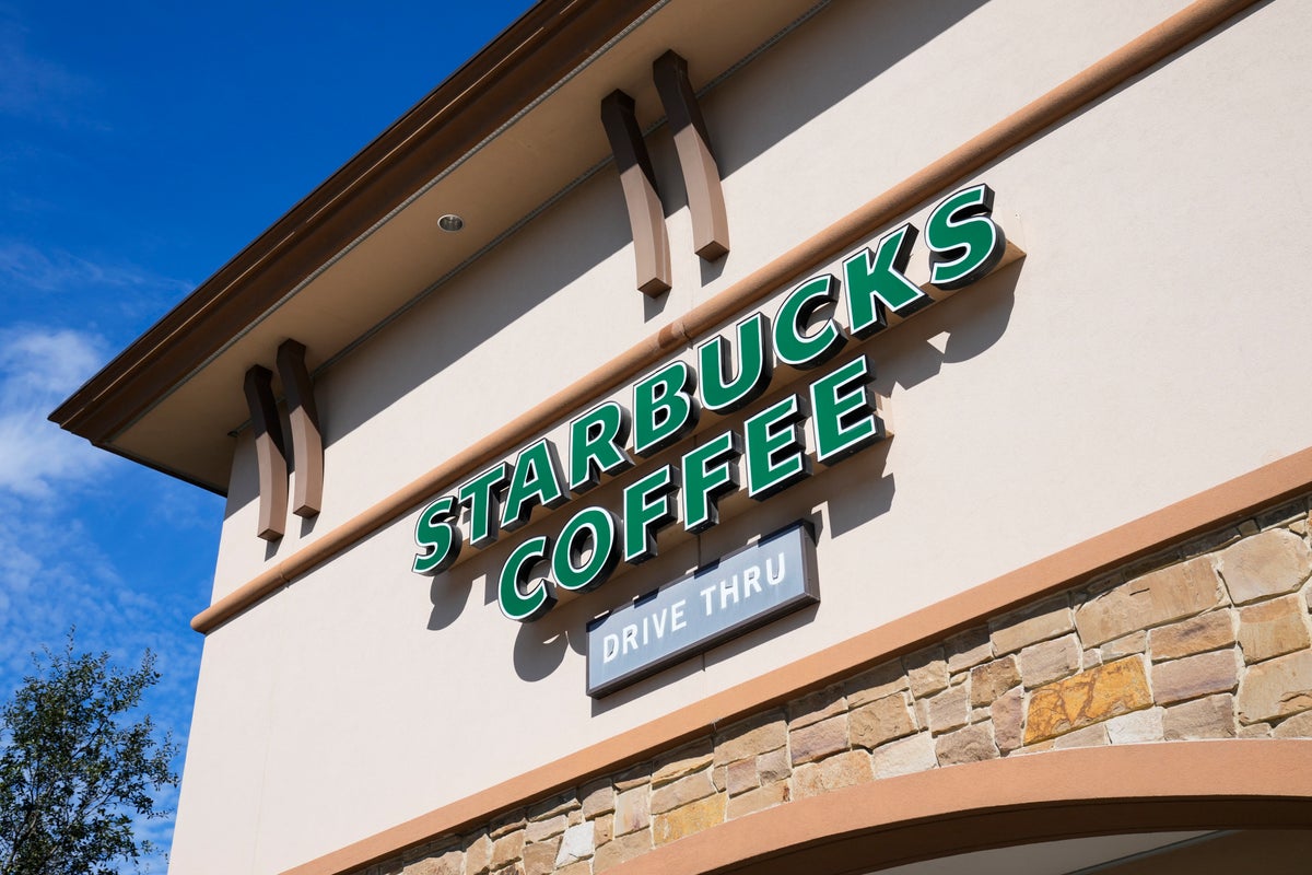 Starbucks announces limited-time collaboration with beloved summer fashion brand [Video]