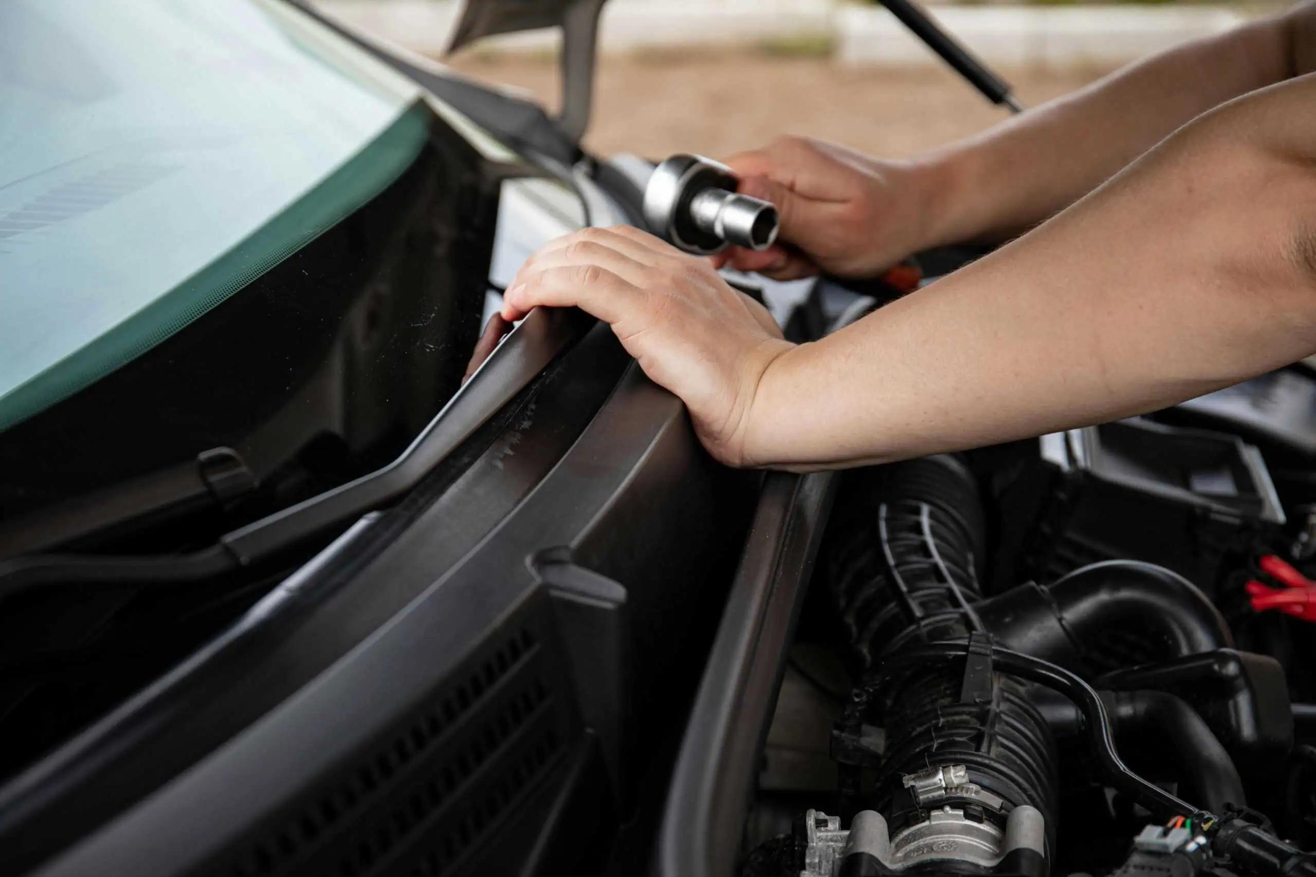 Union accuses Trump administration of allegedly sabotaging Ontario EV manufacturers [Video]