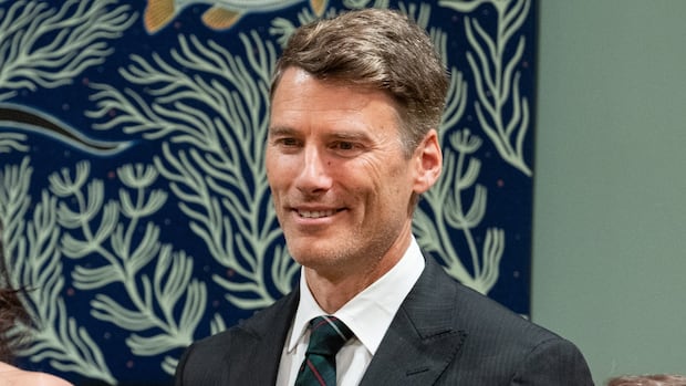 Ex-Vancouver mayor Gregor Robertson tries tackling housing crisis once again, this time as federal minister [Video]