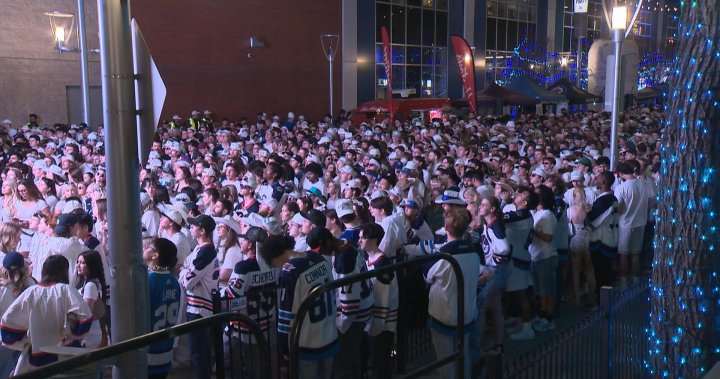 Jets fans across Manitoba make playoff melodies - Winnipeg [Video]