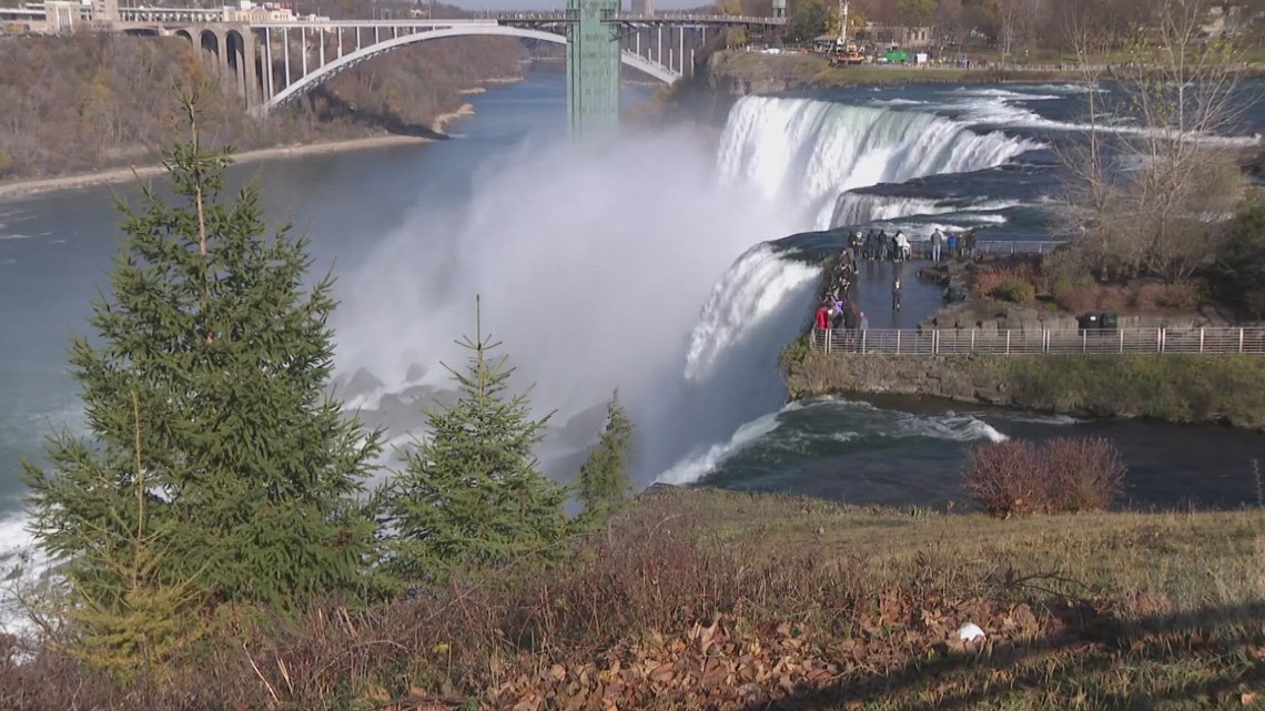 Niagara Falls plans hotel tax cut to boost tourism [Video]
