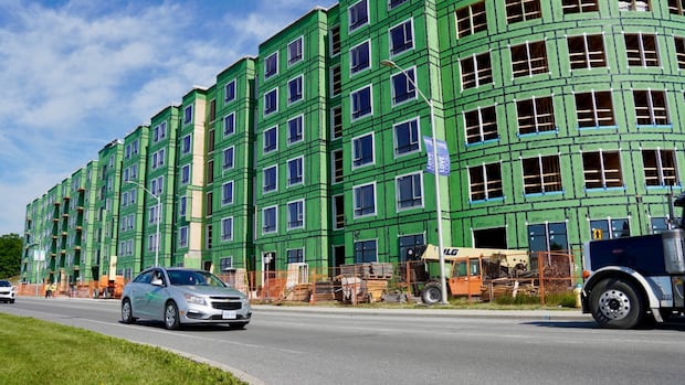Will the Liberals’ campaign promises help fix the housing crisis? [Video]