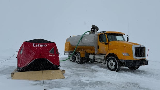 Sicknesses spread as Puvirnituq, Que., struggles to restore water flow through frozen pipe [Video]