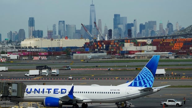 What’s going on with air traffic control in the U.S.? Here are the facts [Video]