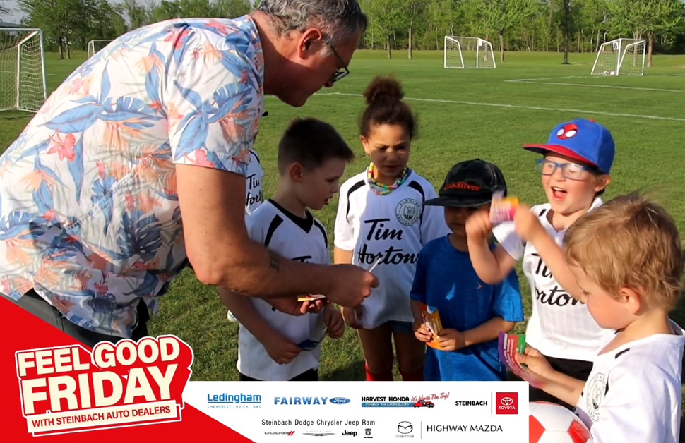 Cooling off the kids on Feel Good Friday – SteinbachOnline.com [Video]