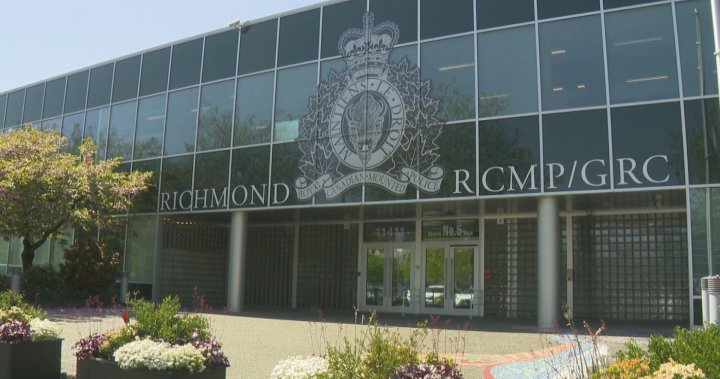 Questions raised about why discrepancies werent found in Richmond gift card scandal – BC [Video]