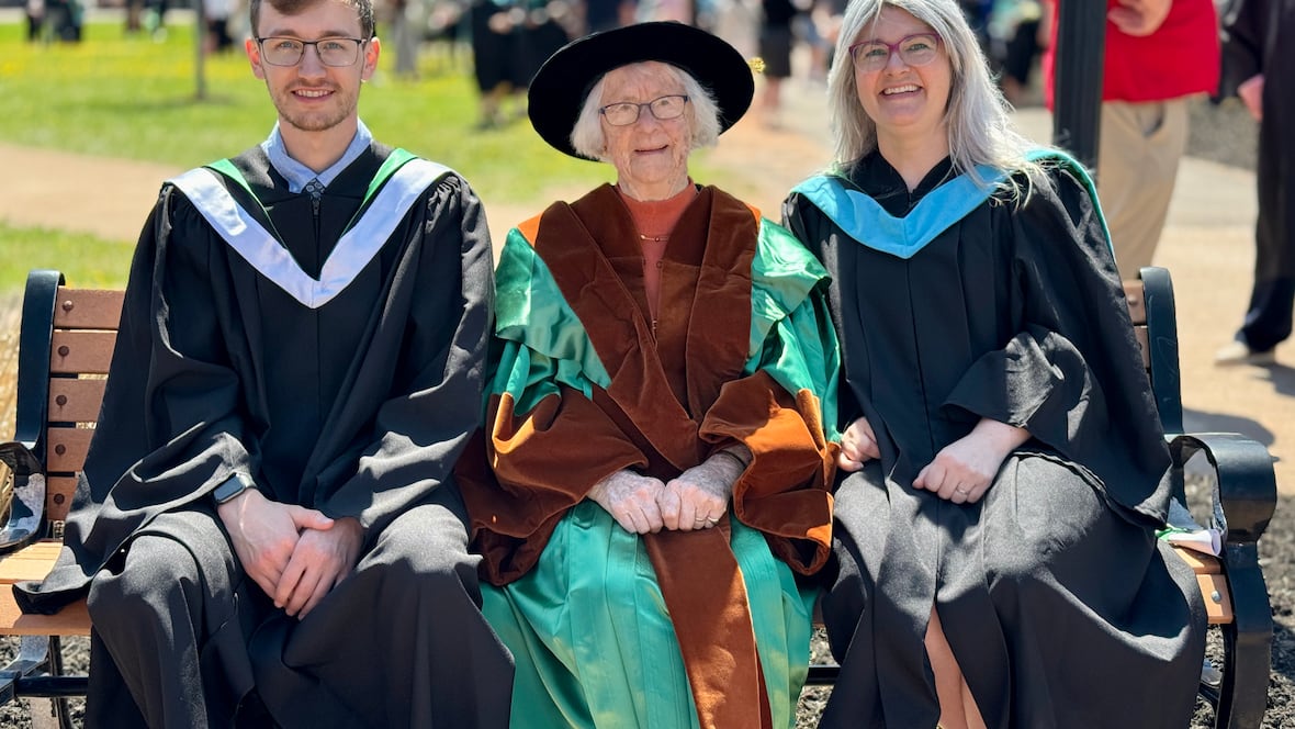 UPEI graduation ceremonies a generational affair for this Island family [Video]