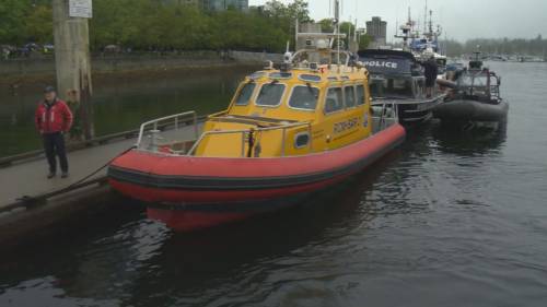 How to stay safe on the water as the summer boating season begins [Video]