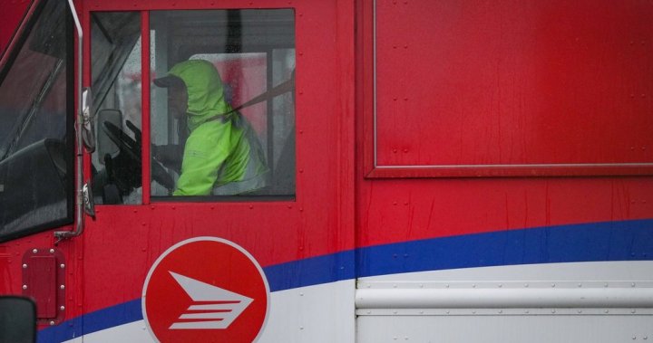 Canada Post workers issue strike notice for May 23 [Video]