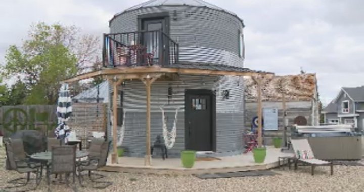 Saskatchewans original grain bin hotel celebrates 10 years [Video]