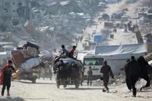Britain, Canada, France warn Israel over egregious Gaza tactics [Video]