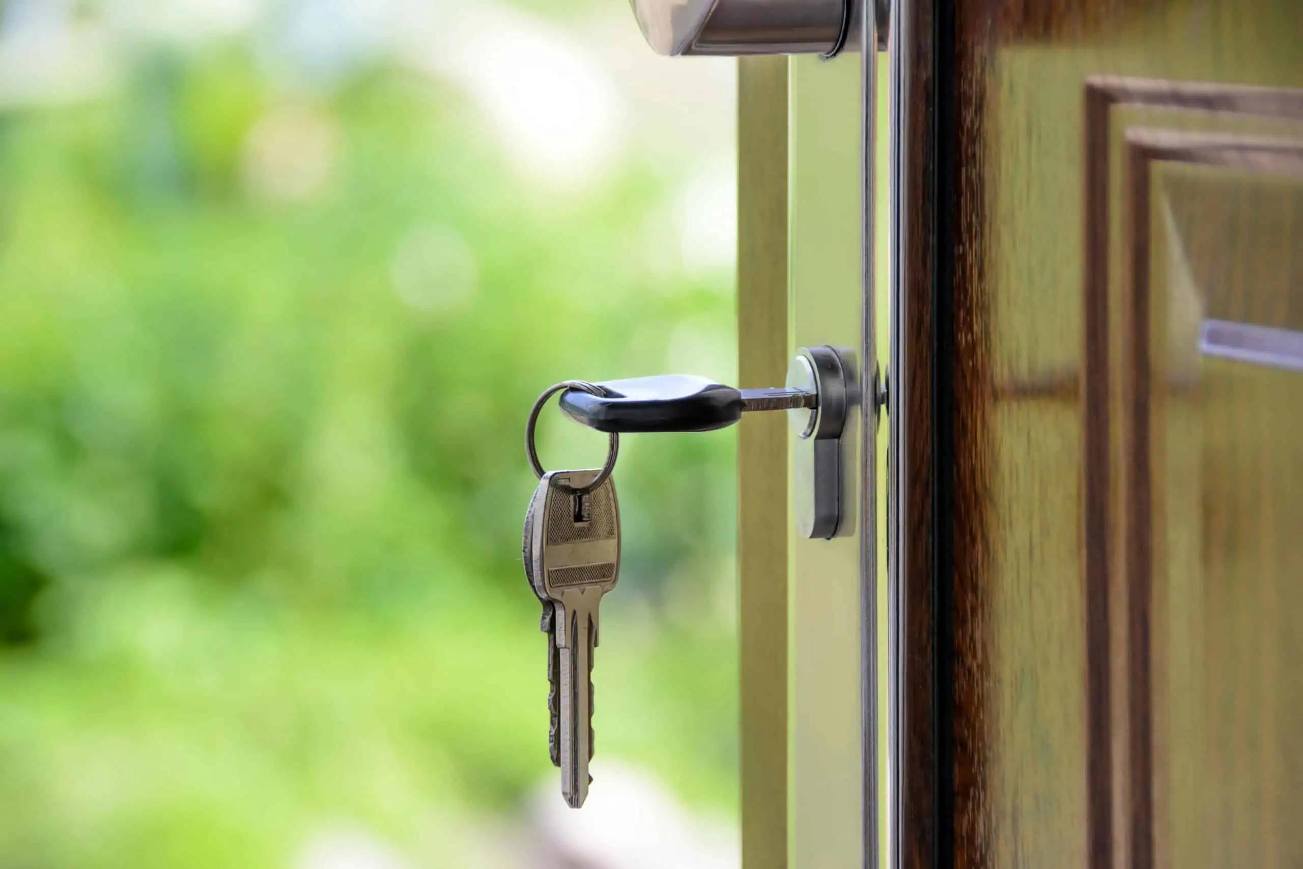 Over 400 homes allegedly sold illegally in Ontario, authorities say [Video]