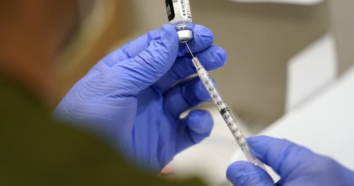 U.S. to limit annual COVID vaccines to at-risk groups, older people - National [Video]