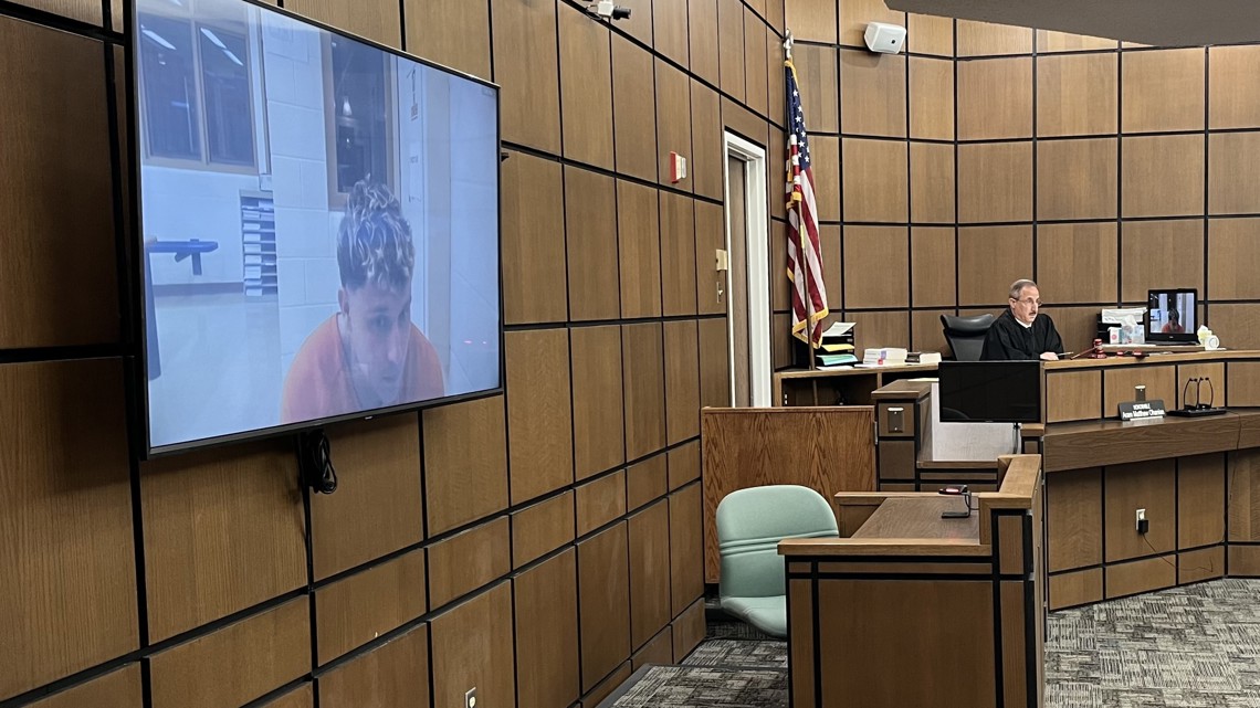 What is the McKinney-Vento Act? Law at center of Perrysburg student case [Video]