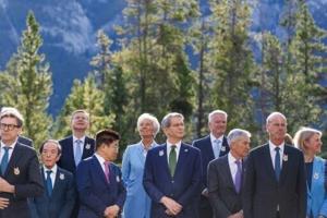 G7 finance chiefs hold talks under strain of Trump tariffs [Video]