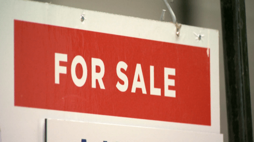 Sign of the times: B.C. real estate signpost company offers credit for return of posts [Video]
