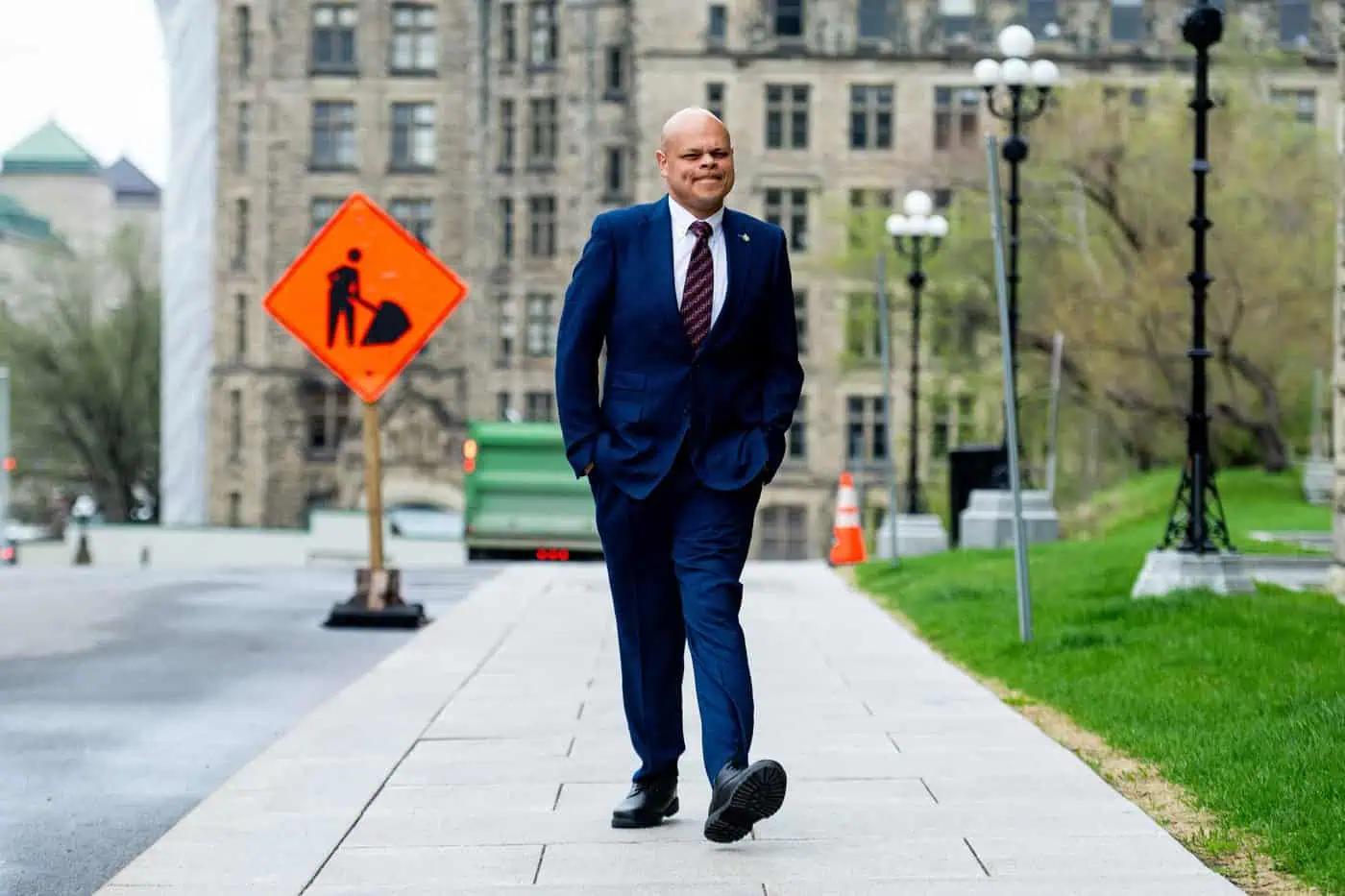 Ontario MP launches petition to end temporary foreign worker program [Video]