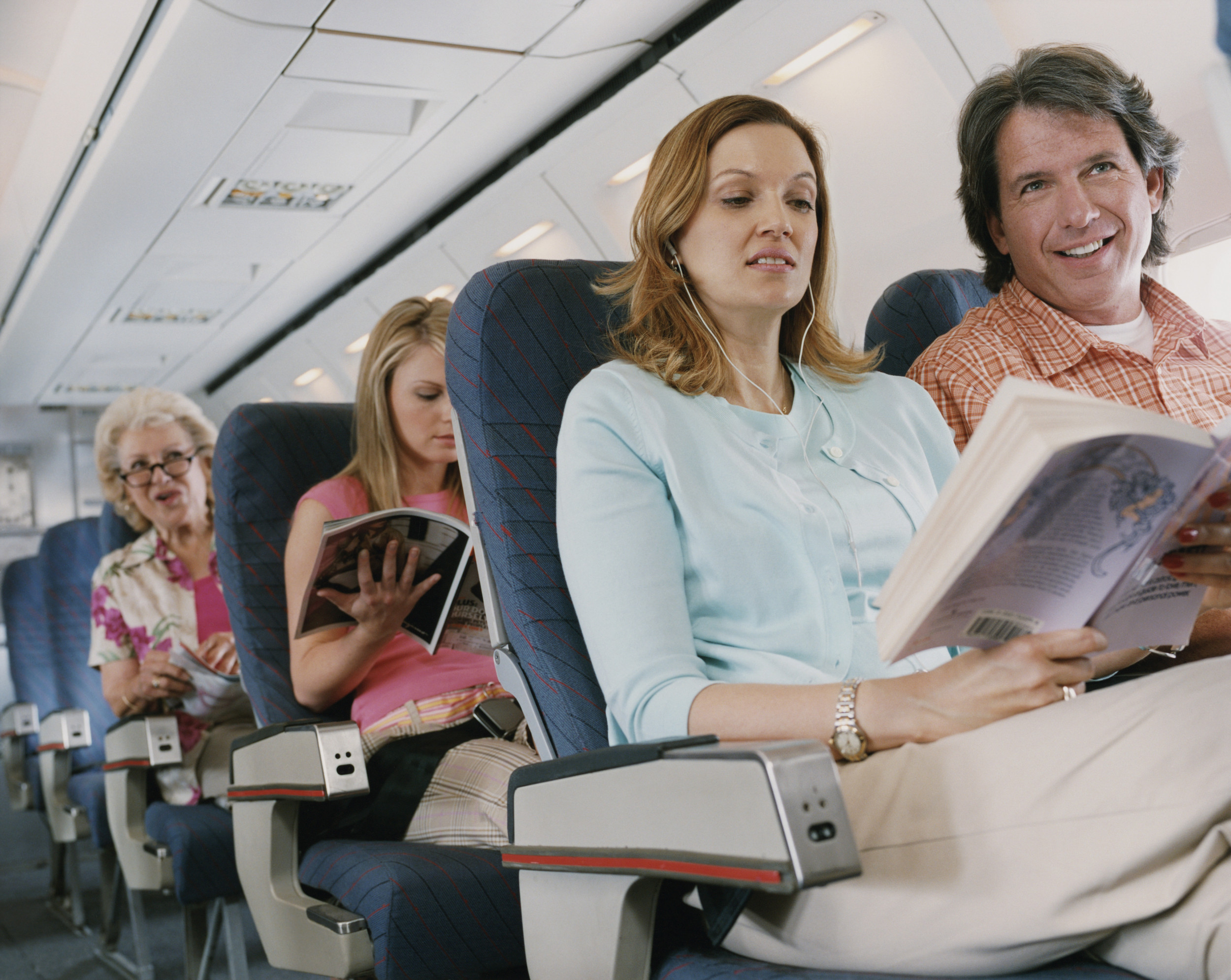 Plane Passenger Refuses To Swap Aisle Seat, Shock Over What Happens Next [Video]
