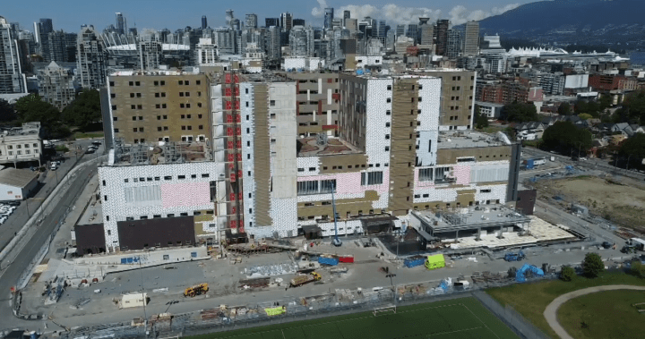 Union warns of possible foreign worker exploitation on St. Pauls Hospital build – BC [Video]