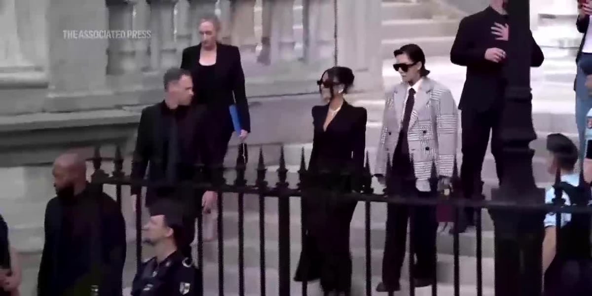 8 charged in the robbery of Kim Kardashian [Video]