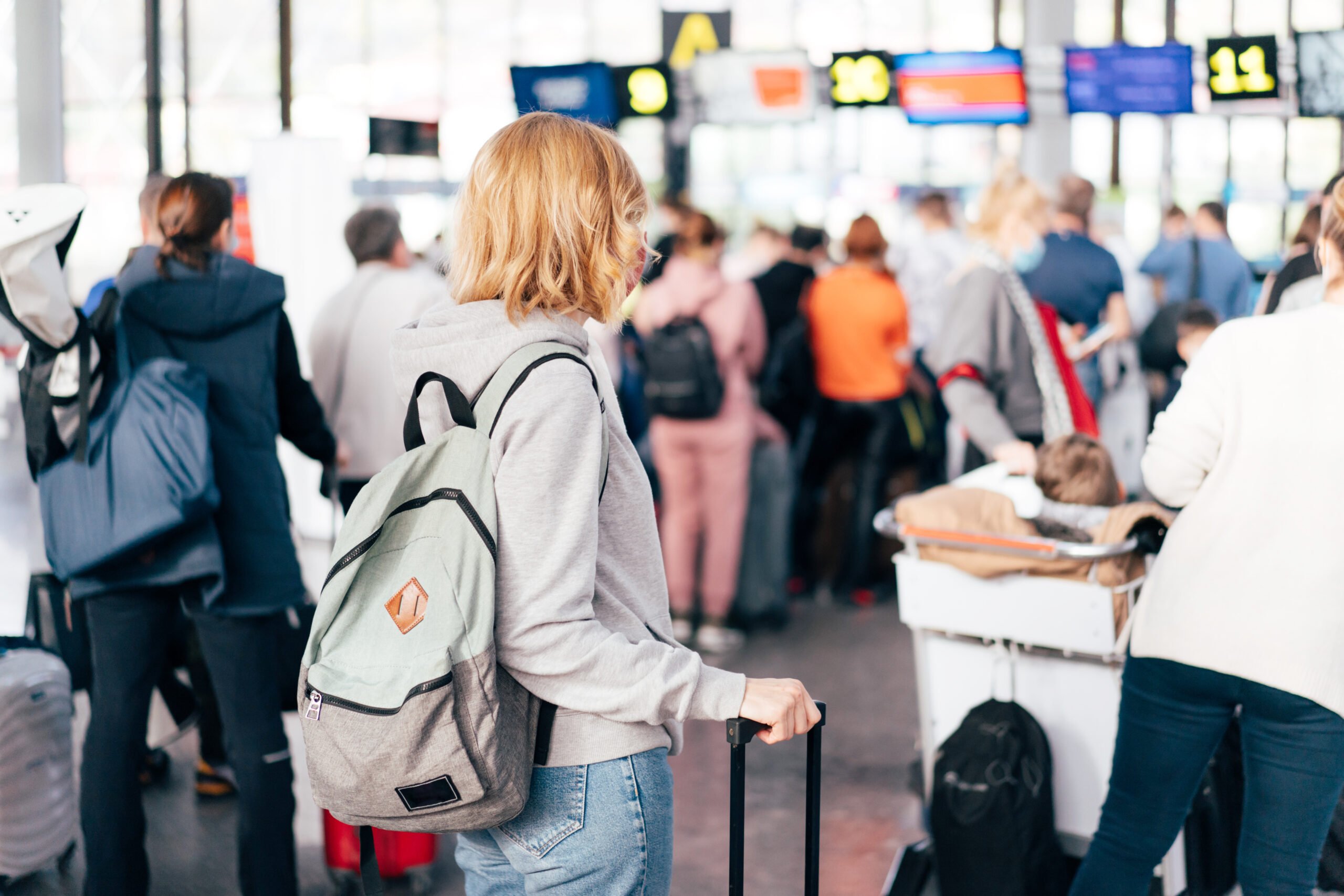 Hotels warn of holiday chaos for millions of Brits and Americans coming to Spain due to new EU travel rules [Video]