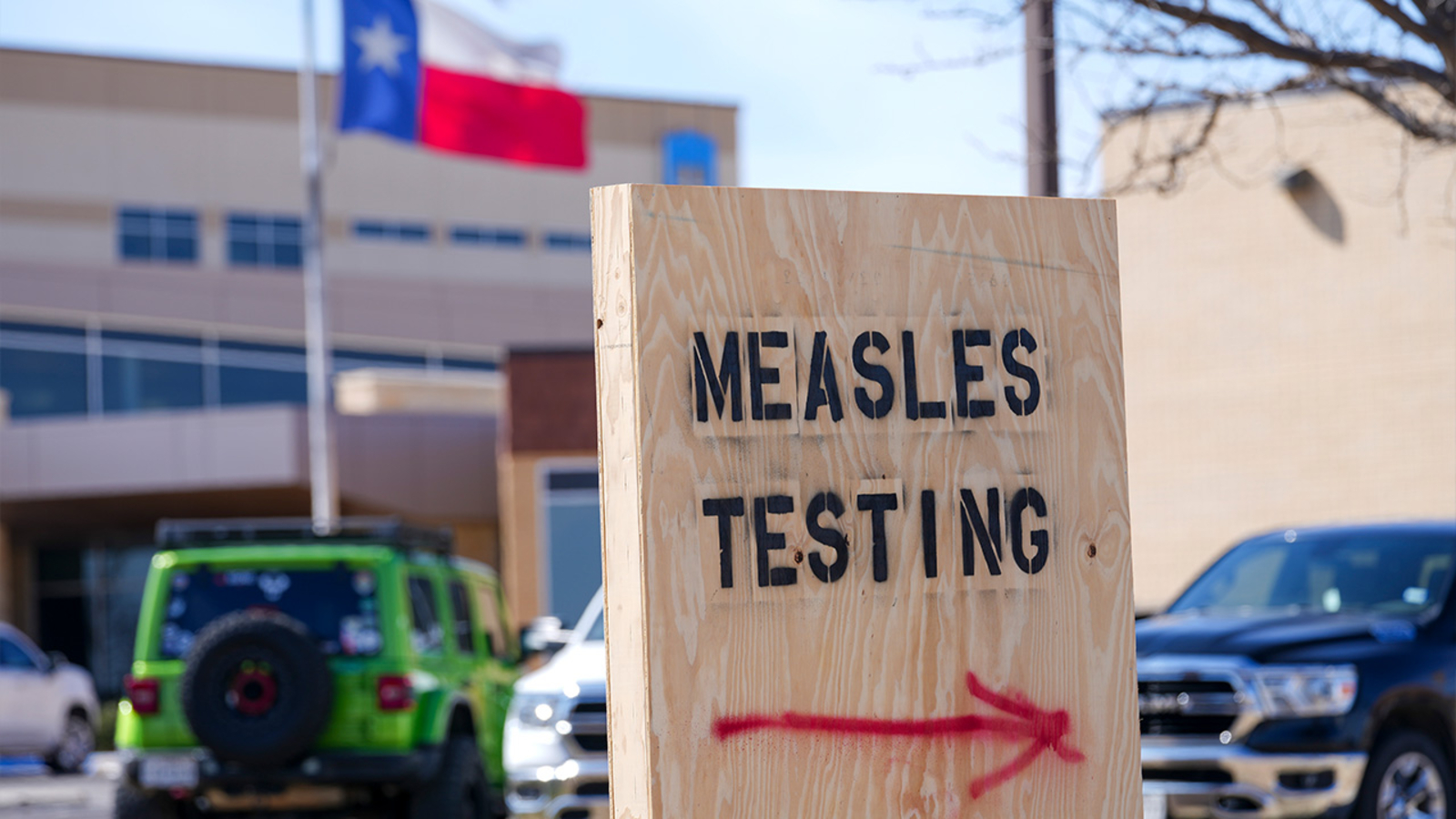 US measles case count climbs slightly to 1,046 cases, while Indiana’s outbreak ends, CDC says [Video]