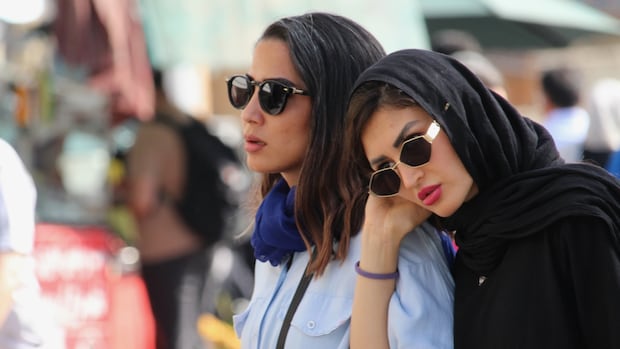 These women are defying Iran’s hijab laws  despite fear of reprisal [Video]