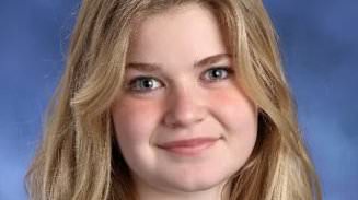 Beloved coach and four schoolgirls killed in horror crash on way home from softball tournament in Canada [Video]