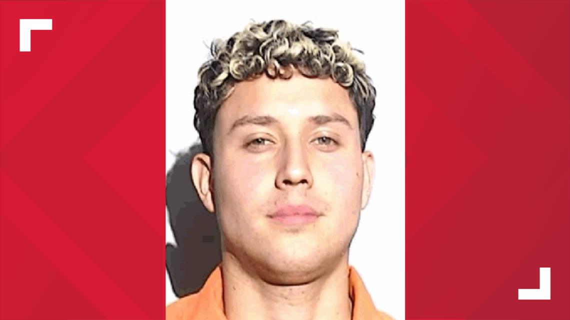 Person who allegedly posing as teen to appear in federal court [Video]