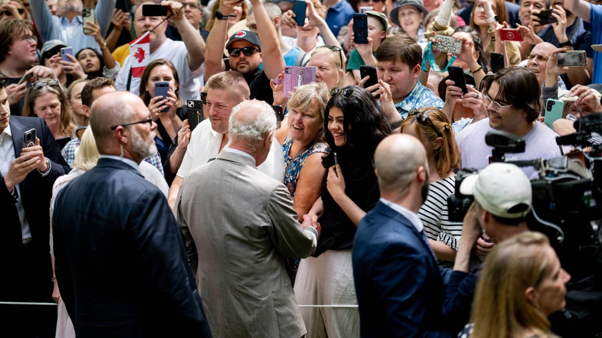 Tulip Festival, Race Weekend and a royal visit brought tourists flocking to Ottawa in May [Video]