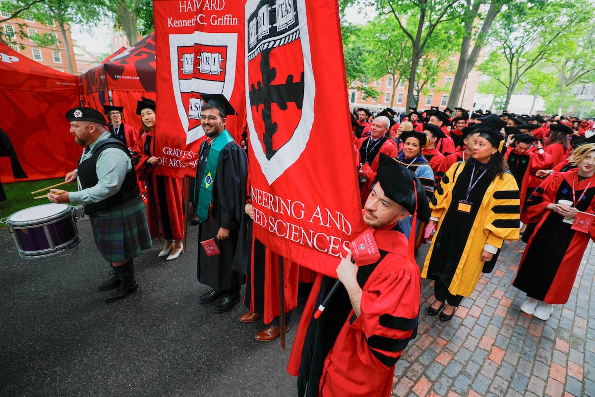 Harvard to hold its commencement as university faces growing pressure from Trump administration [Video]