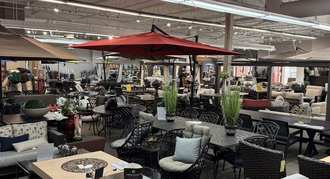CLOSURE: ‘Massive’ sale happening with patio store set to shut down in Ontario [Video]