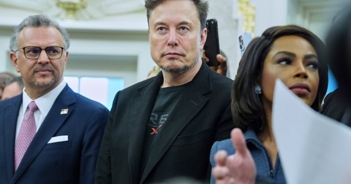 Elon Musk announces hes leaving Trump admin, says DOGE will continue – National [Video]