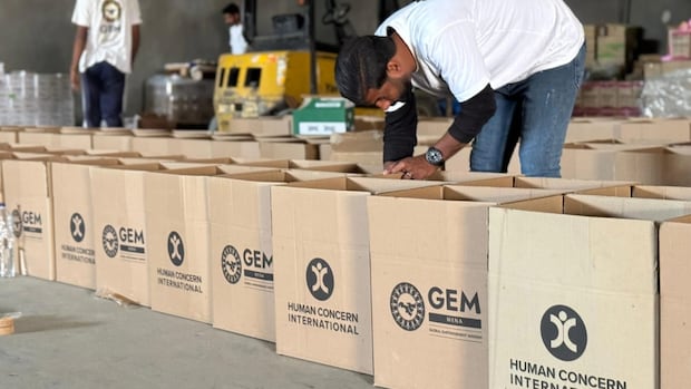 Canadian charity pauses Gaza aid after U.S.-backed group takes over distribution [Video]