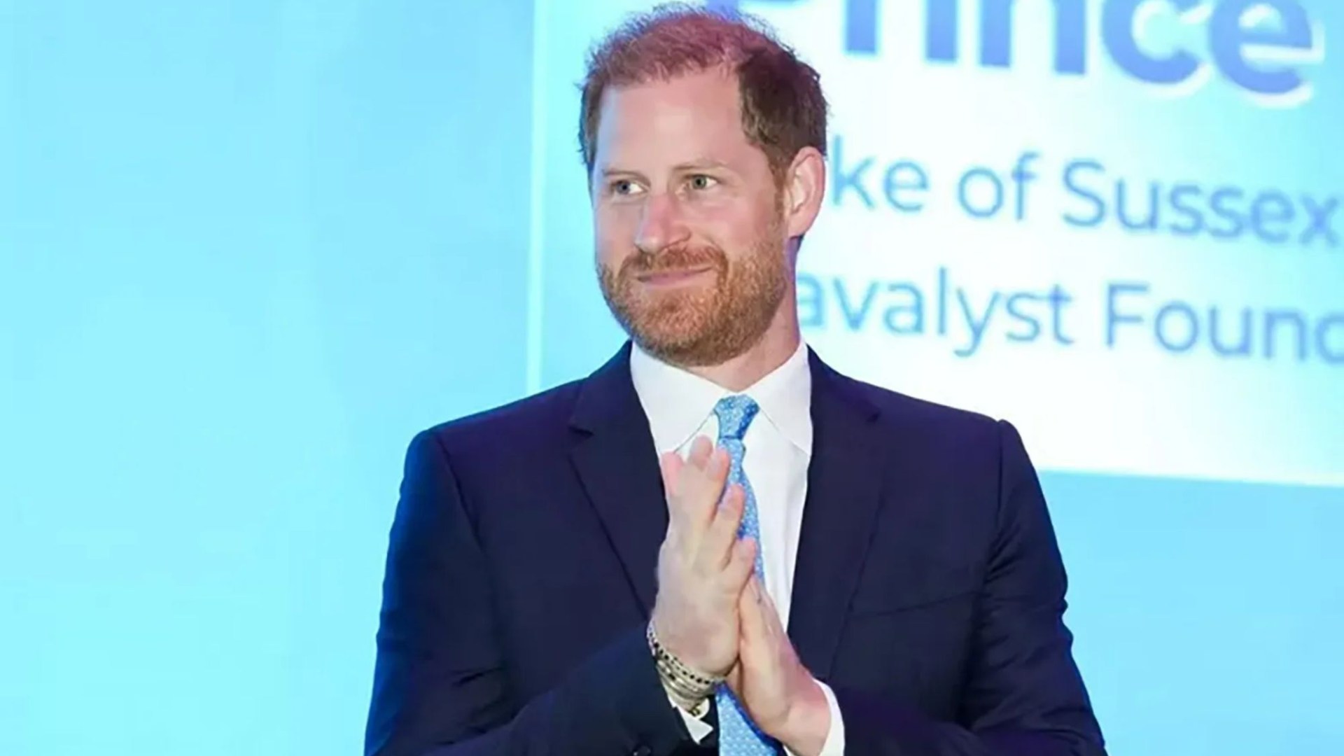 If Harry thought his China stunt would overshadow the King’s Canada trip he was sorely mistaken, expert says [Video]