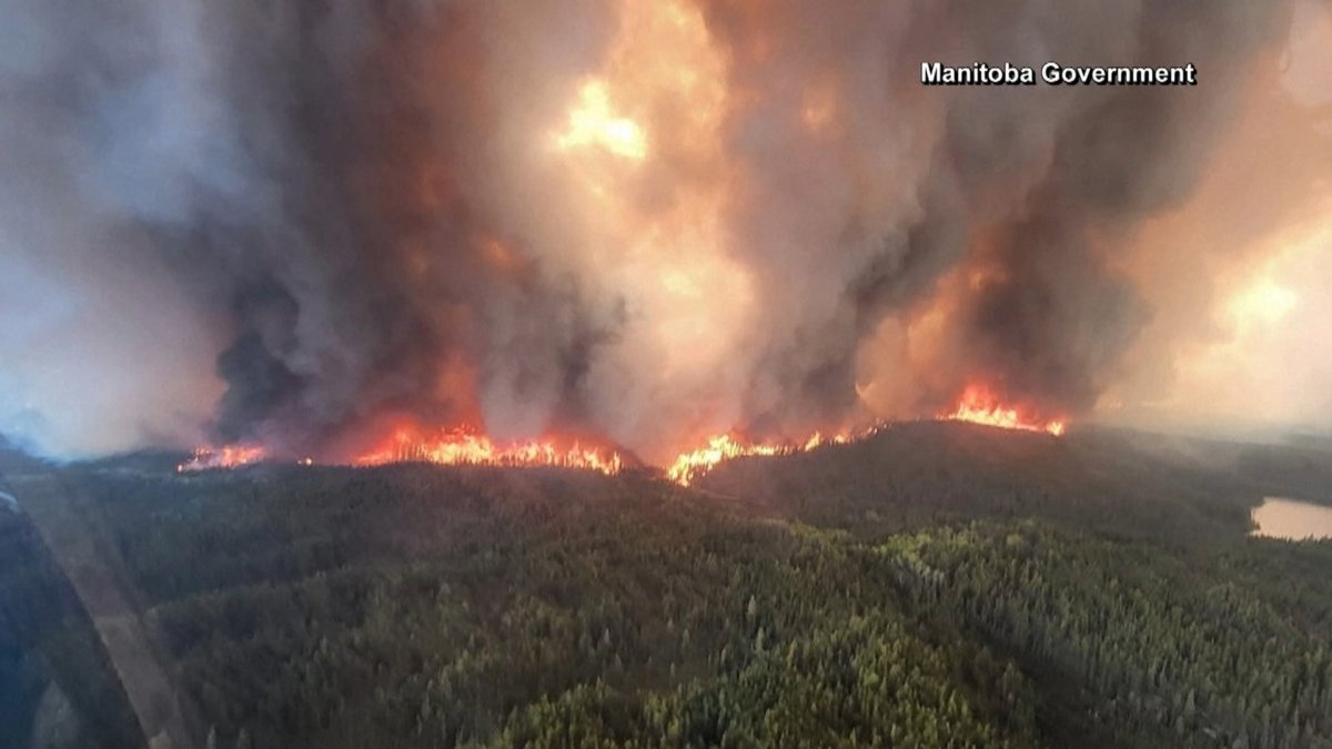 Smoke from Canadian wildfires could linger through weekend  NBC Chicago [Video]