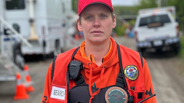 With few leads, search for missing N.S. kids focuses on area where boot print found [Video]